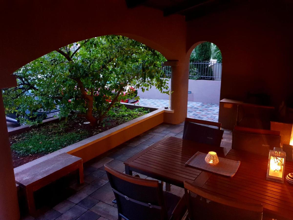 Sfinga Apartment Zadar Buitenkant foto